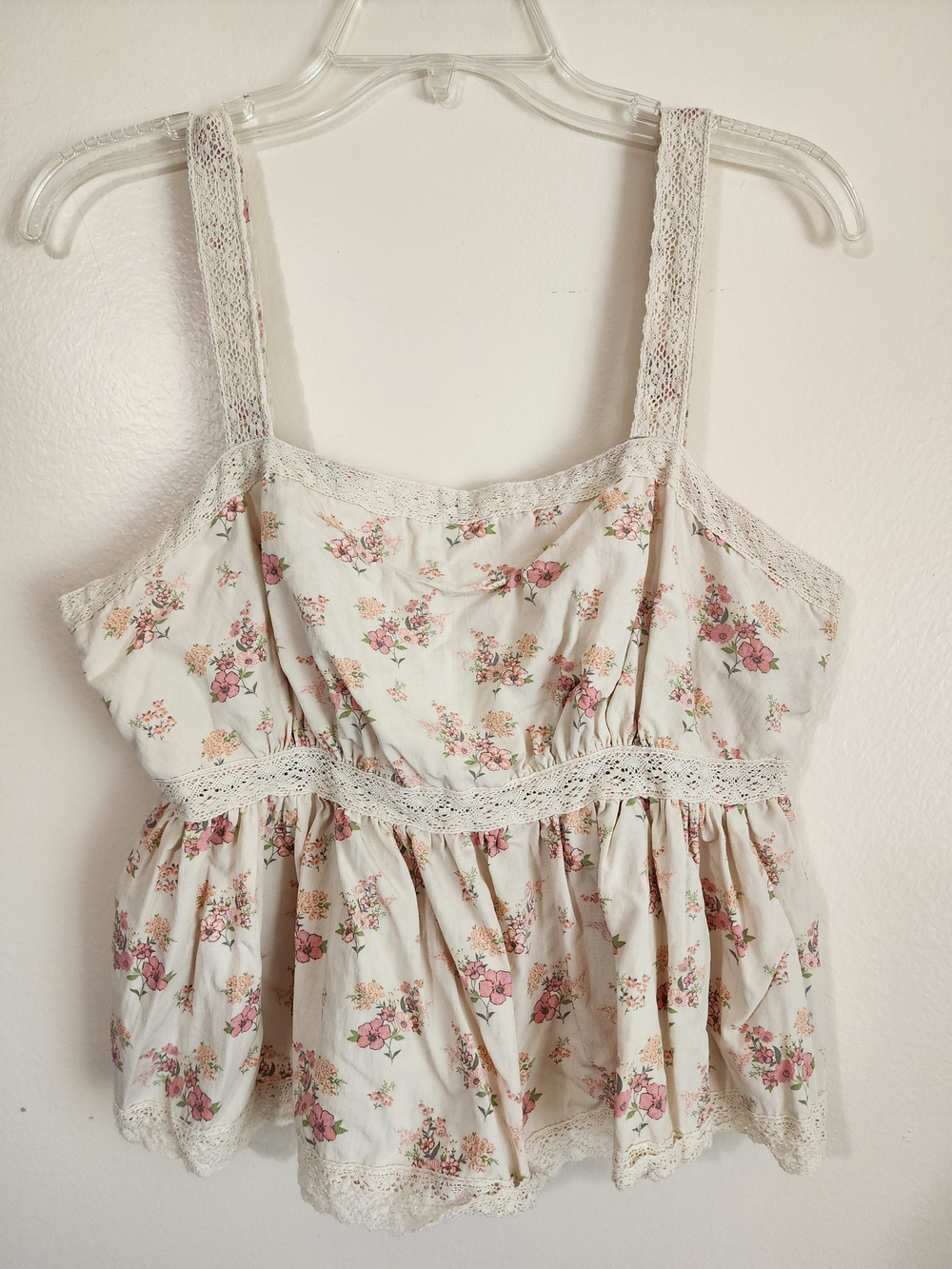 Celebrity Pink Floral Lace Trim Ivory Pink Peplum Tank